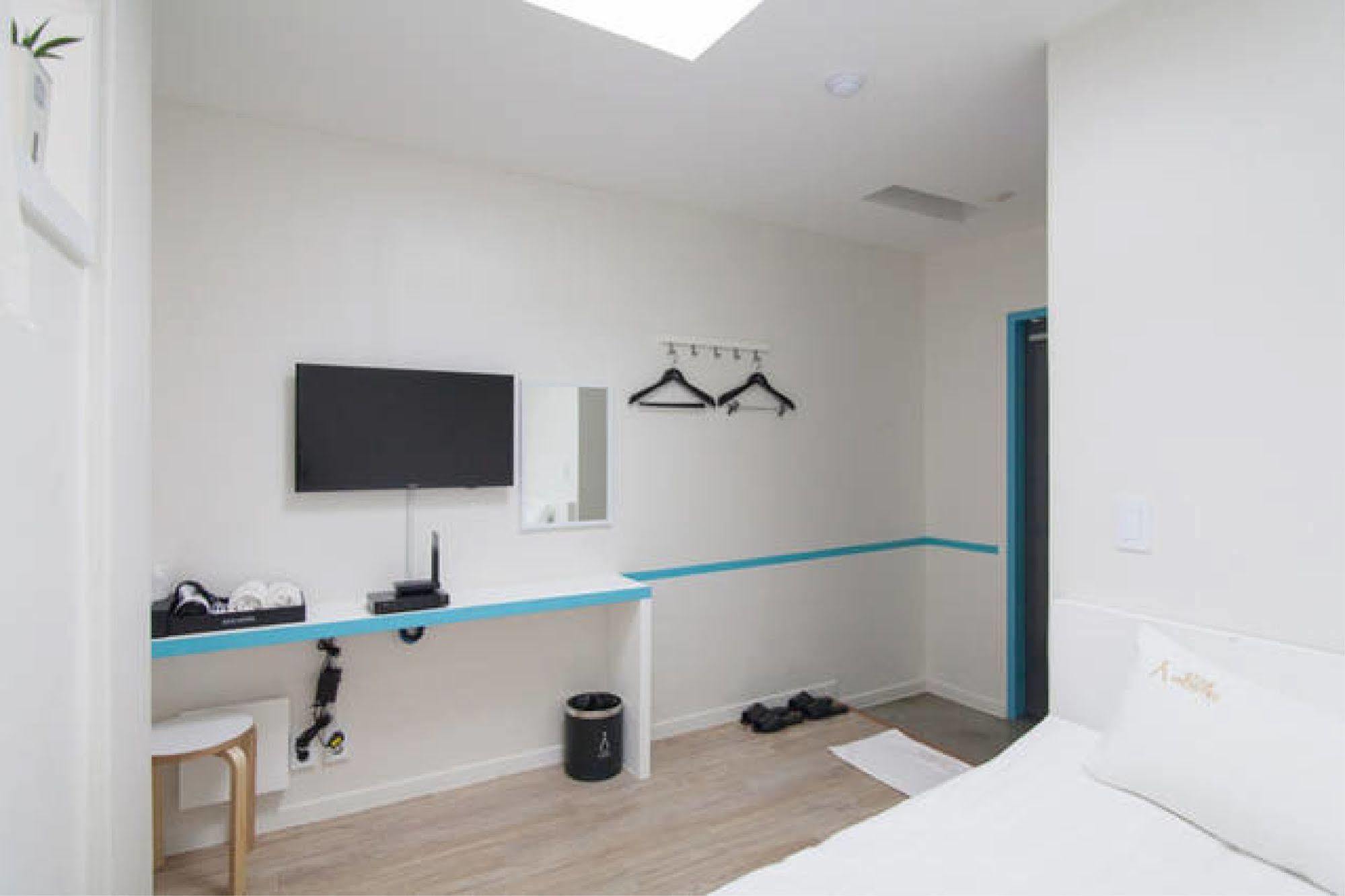 Starhostel Dongdaemun Suite Seoul Exterior foto